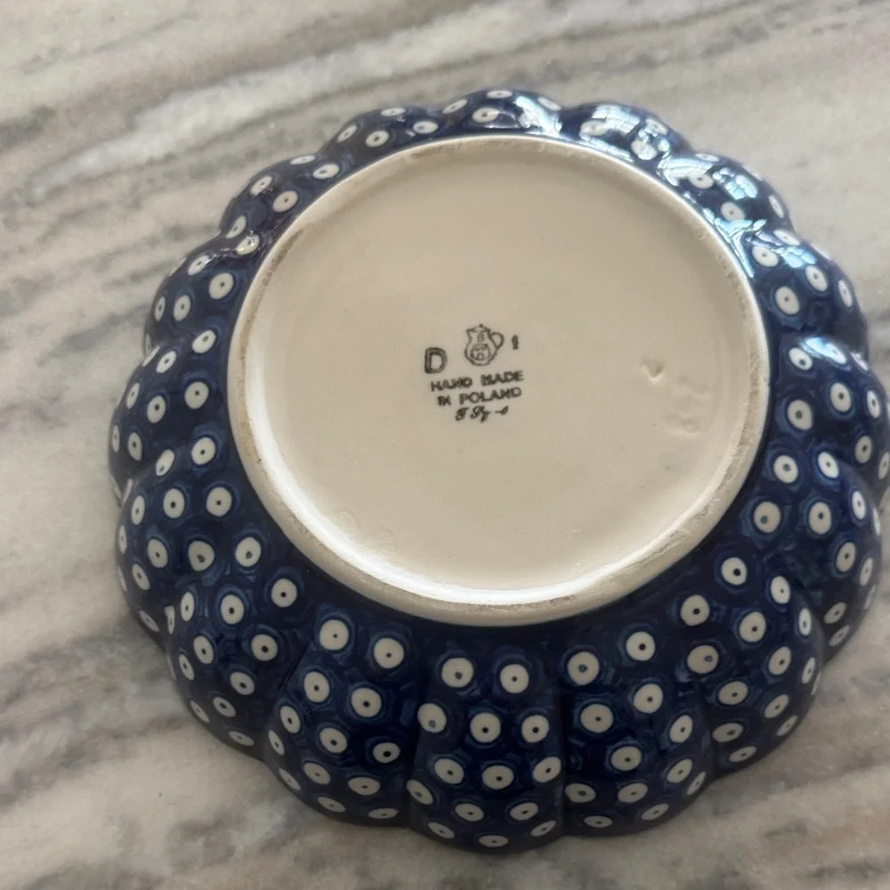 Scalloped Ceramic Serving Bowl in Blue and Green